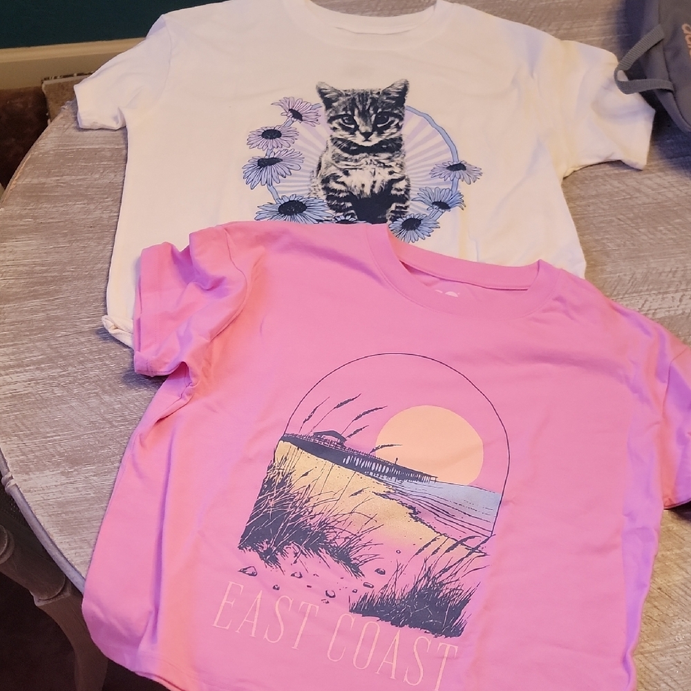 Pink and White Graphic T-Shirts